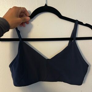 Aritzia TNA Action Navy Bralette with Adjustable Straps Size small